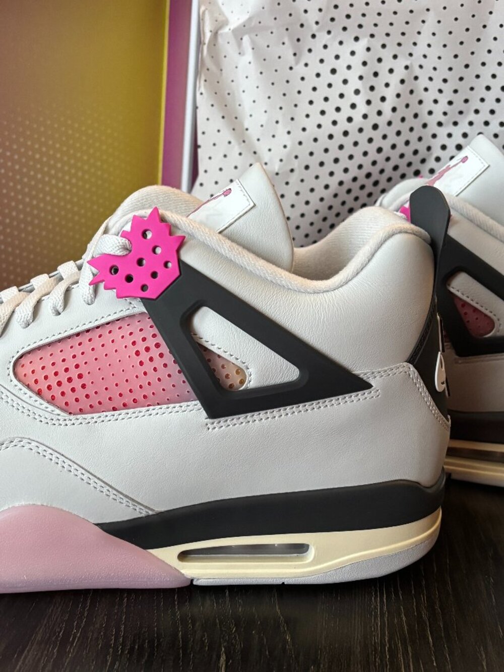 Air Jordan 4 Retro "Comic" Men's Shoes Size 18